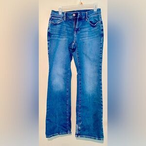 Anna low rise vintage boot jeans.